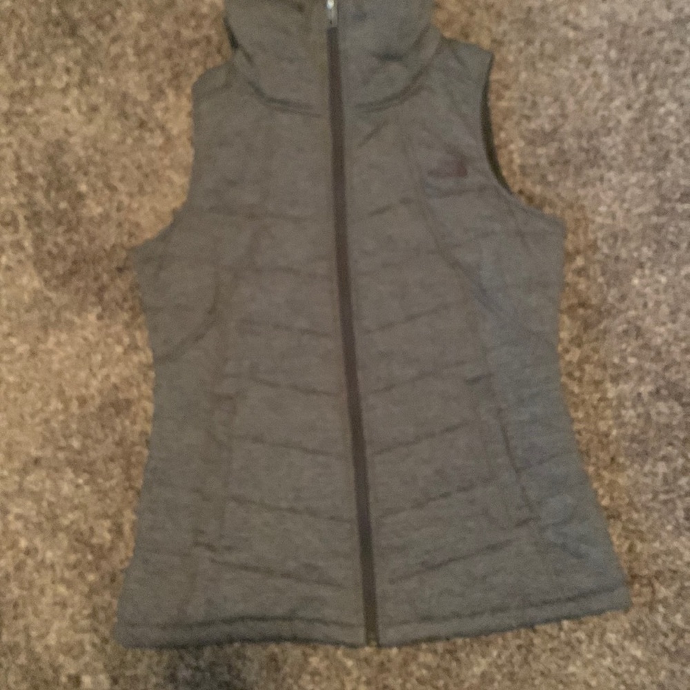 Women’s S North Face Vest